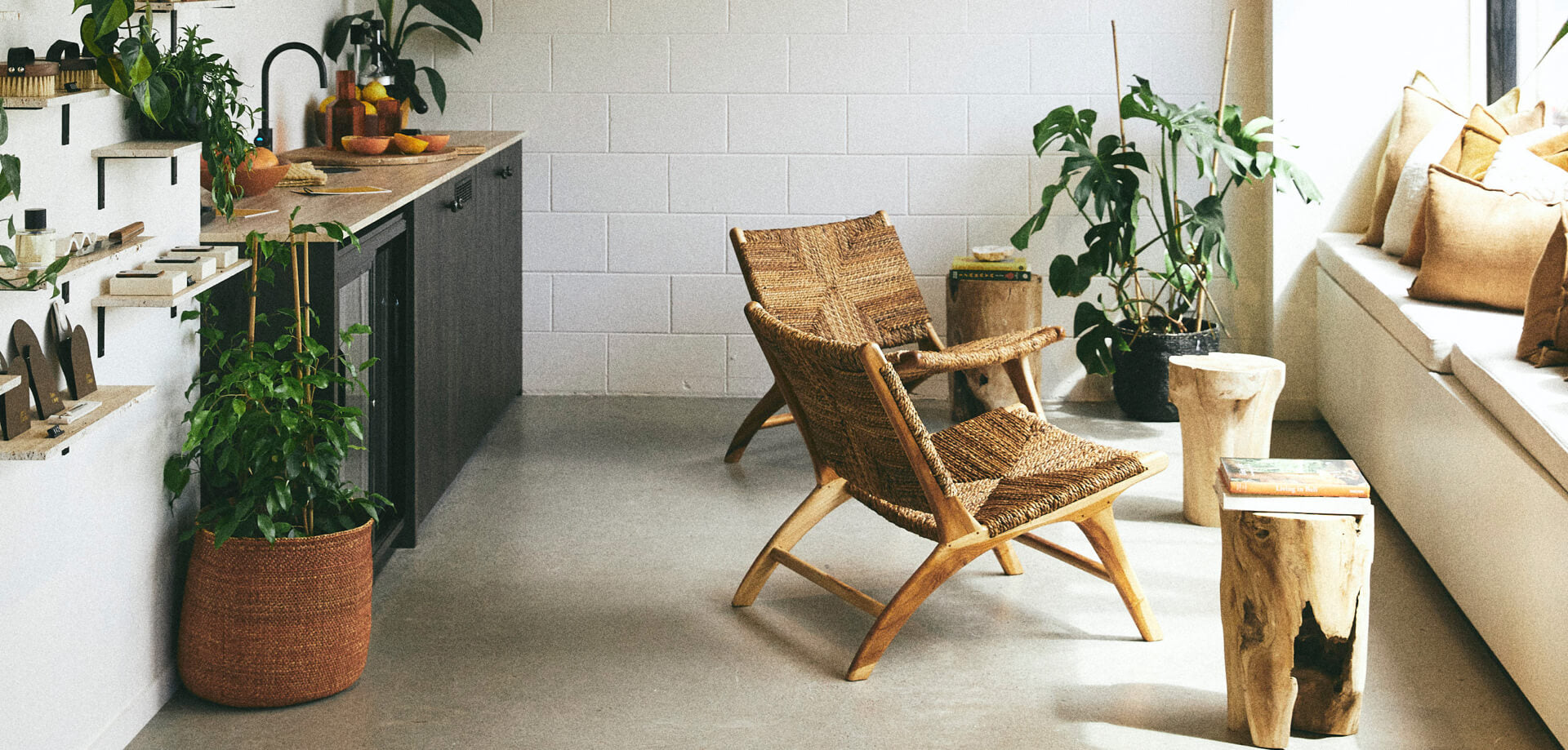 files-slowe-offering-02-jpg files-slowe-offering-02-jpg